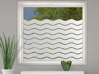 Milchglasfolie Sichtschutz Wellen 10/1 cm auf Fenster