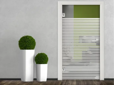 Fensterfolie Streifen 3/1 auf Glastür