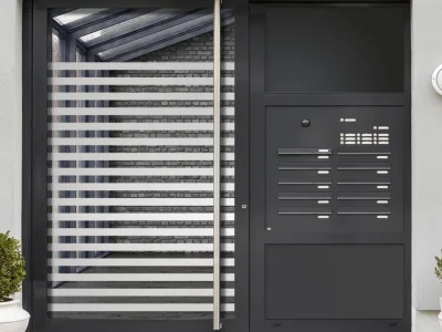 Fensterfolie Streifen 5/5 auf Haustür