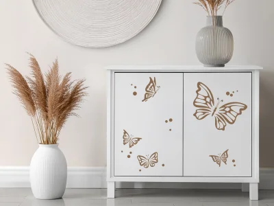 Möbeltattoo Set mit lustigen Schmetterlingen