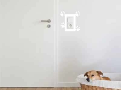 Steckdosentattoo Motiv 5 Tatzen