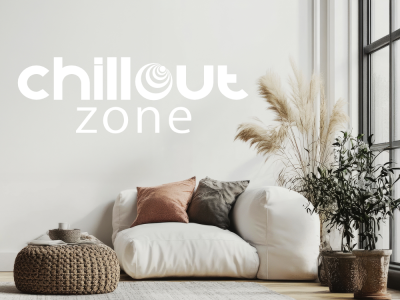 Wandworte Chillout Zone über Couch